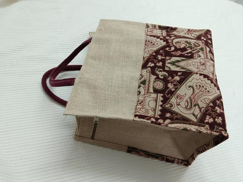 NLR RURAL JUTE AND CLOTH LUNCH BAG view 2