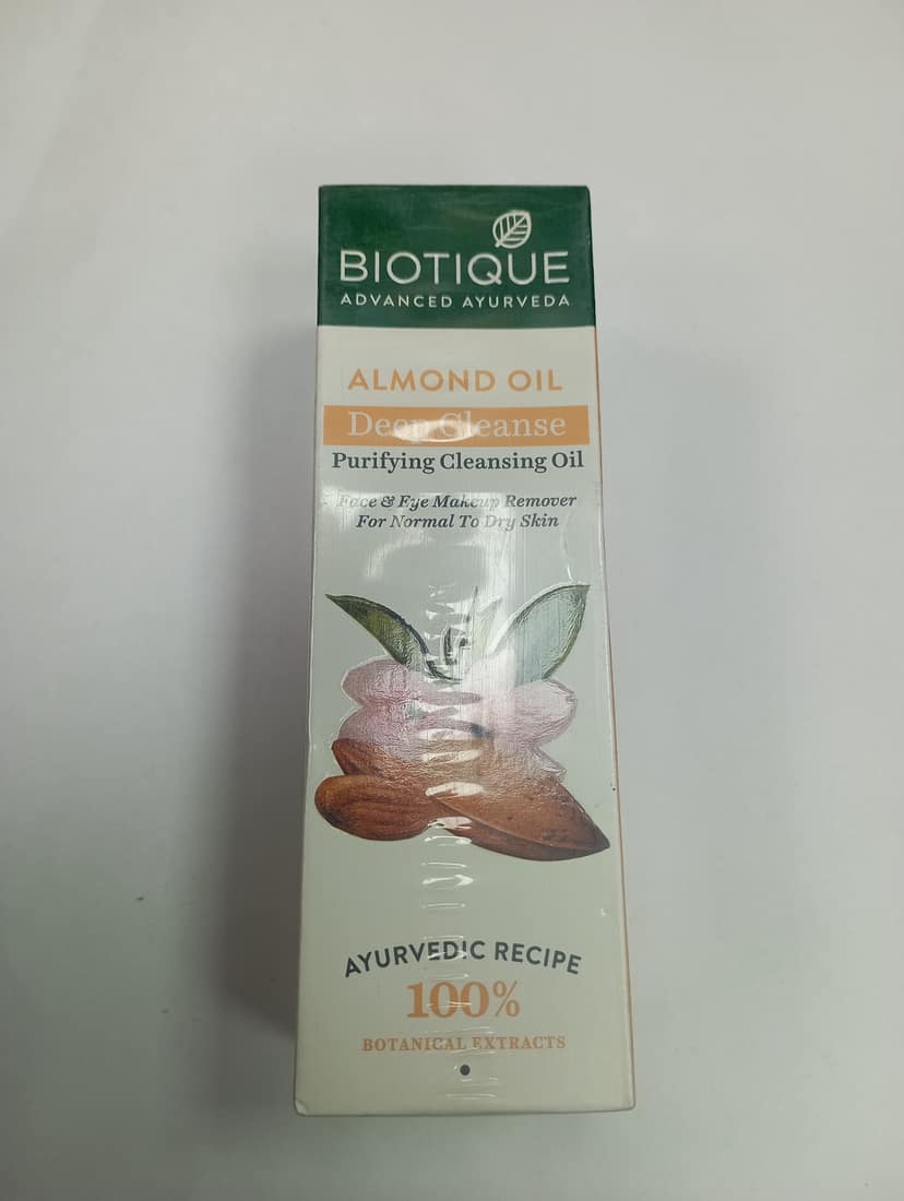 Biotique Advanced ayurveda Deep cleanse Almond oil Purifying cleansing oil Face & eye makeup remover For normal to dry skin Ayurvedic recipe 100% Botanical extracts