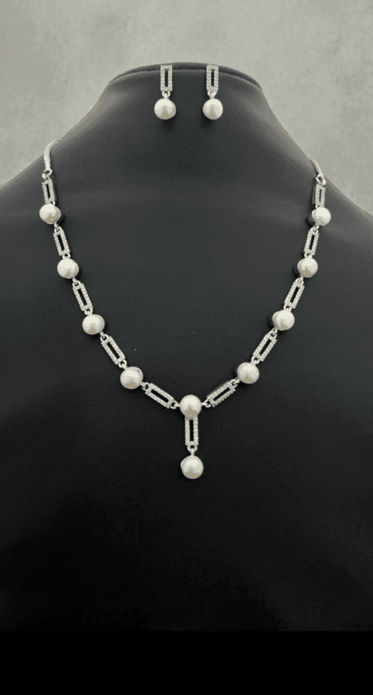 ELEGANT Hyderabad PEARL SET view 2
