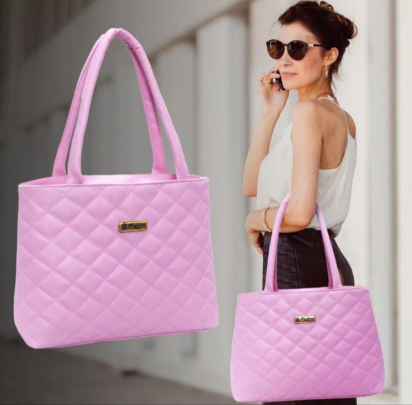 Luxurious Quilted Tote Bag – Stylish & Spacious Shoulder Bag for Women view 3