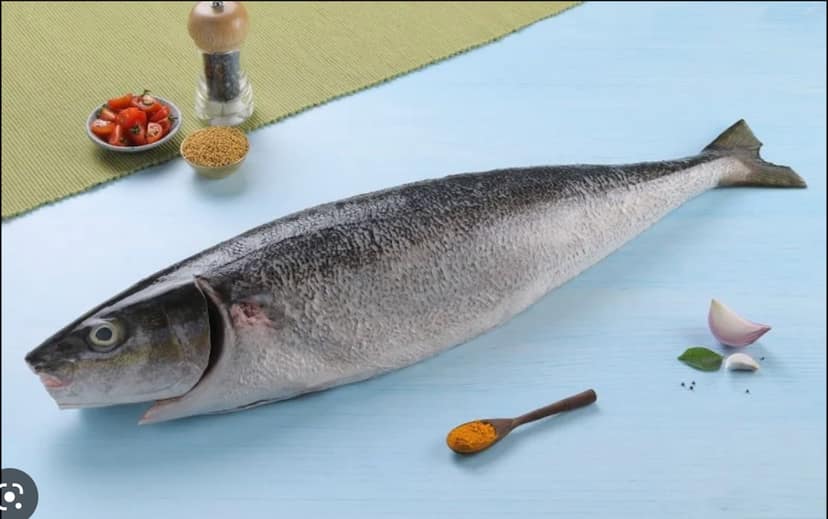 Marine Milk Fish/Poomeen(1kg-2kg)-Curry Cut - 1kg(Before Cleaning) view 2