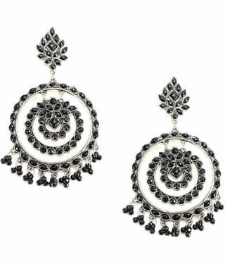 Samridhi DC Black Chandbalis Earrings ( Pack of 1 )