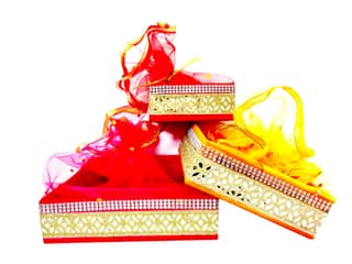 Omkar by R3 Inc. Handmade Multicolor Fancy Gift Hamper Basket Net Covering for Wedding and Festival Gift Purpose - Square 20x20 (Set of 2)