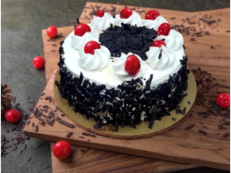 Monginis Black Forest Premium Cake - Eggless