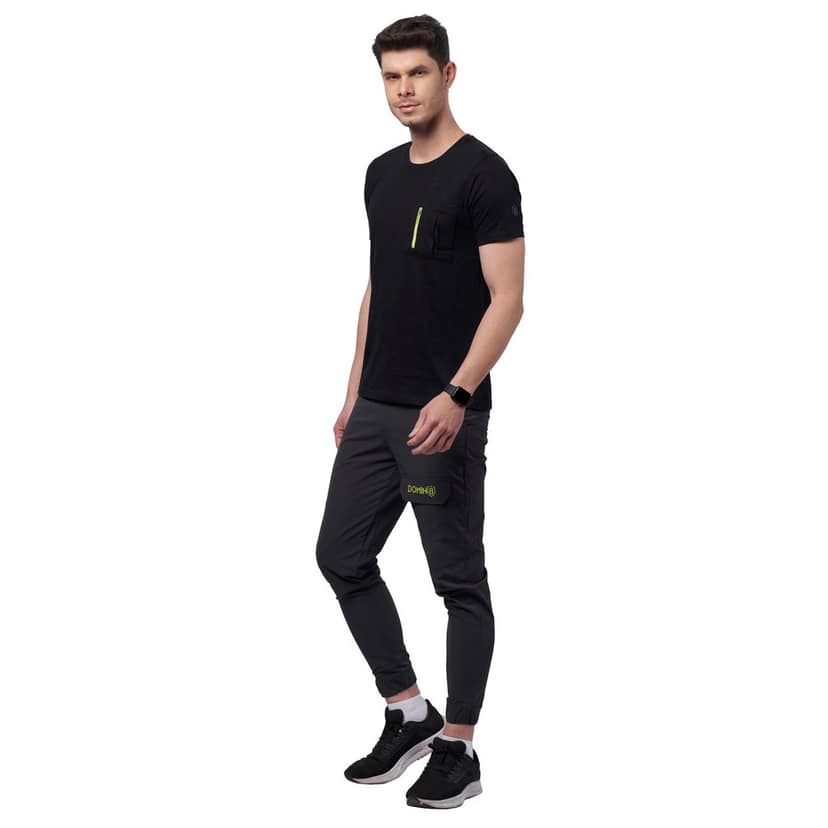 DOMIN8 Men's Outdoor T-Shirt with Nylon Zipped Pocket view 4
