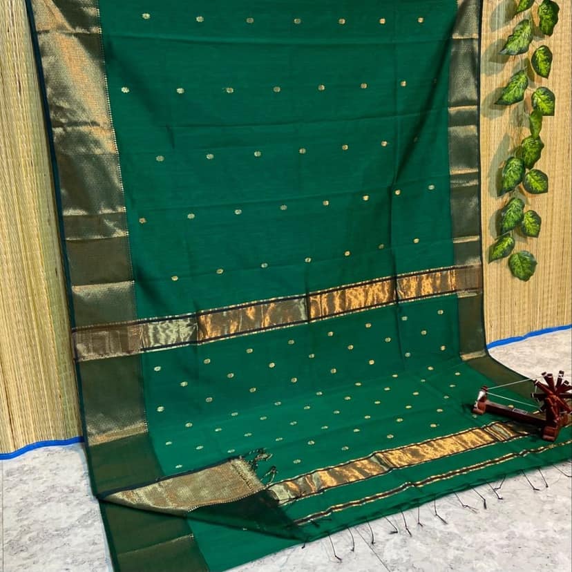 Pure Maheshwari Silk Saree Butta Body Green Color and running blouse with butta design-4948 view 2