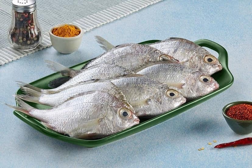 Long Rayed Silver Biddy/Pranjil - 500gms-Whole Cleaned - 500gms(Before Cleaning)