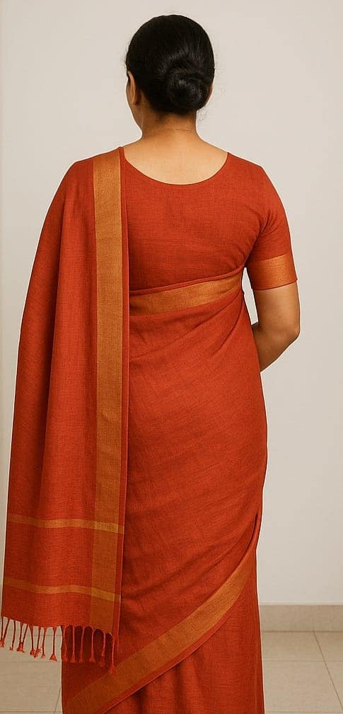 Elegant Rust Saree with Gold Border - Timeless Indian Wear view 2