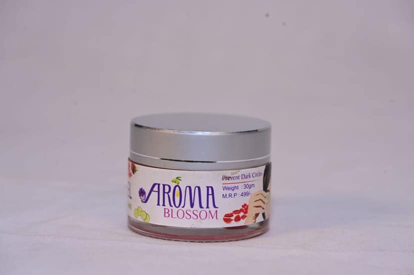 Aroma Blossom Dark Circle Corrector Gel view 3