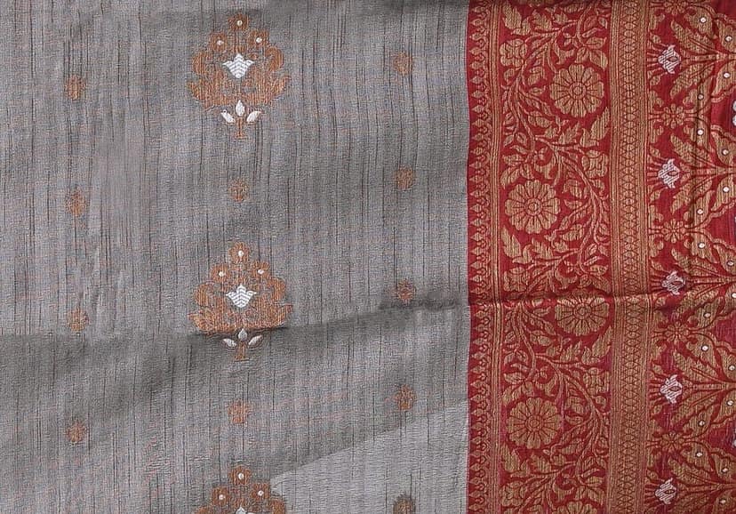 Metallic Grey Tussar Silk Saree with Contrast Border view 5
