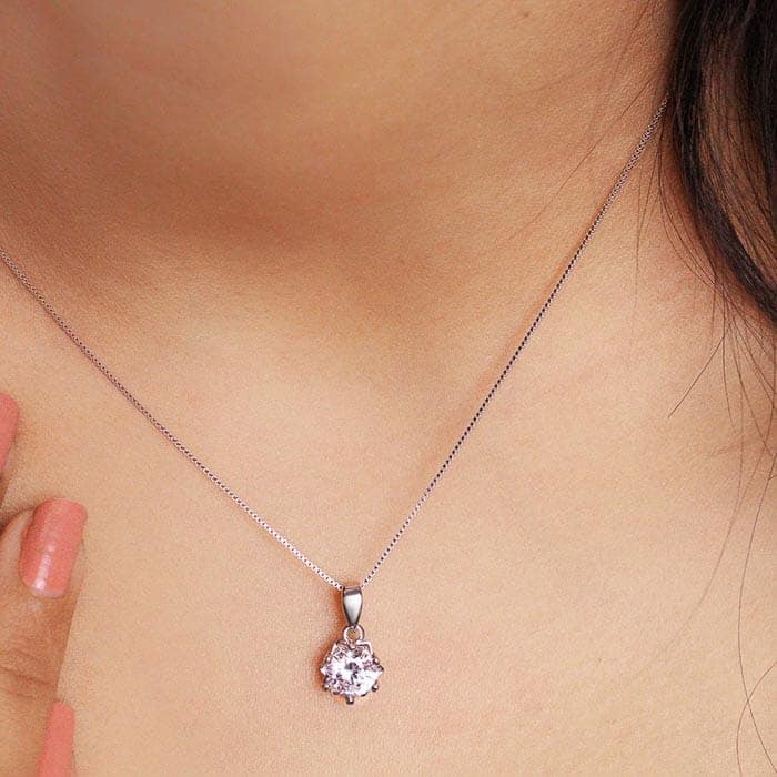 Silver Solitaire Craze Pendant with Chain view 3