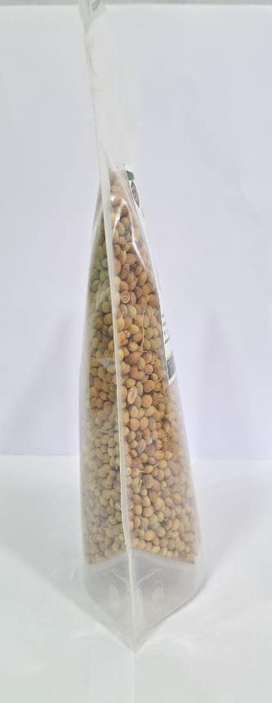Coriander Whole view 3