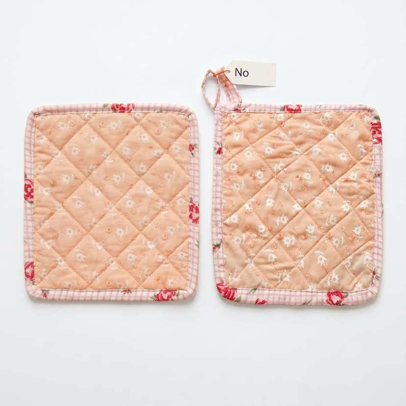 Quilted Cotton Kitchen Pot Holders (Set of 2) view 2