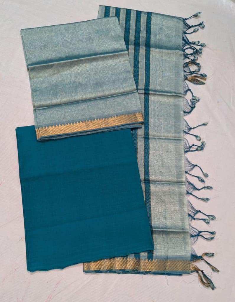 Green and Silver Cotton Silk Blend Saree With Blouse Piece and Silver Tissue Silk Dupatta view 2