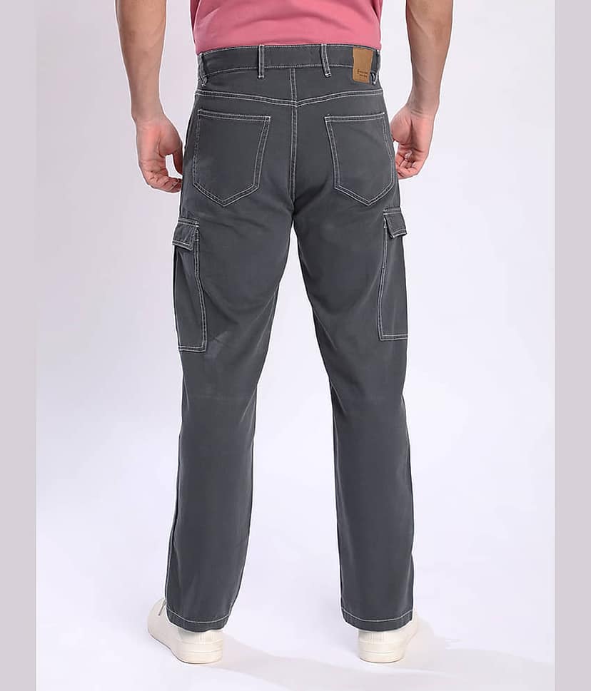 Bene Kleed Men Relaxed Mid-Rise Pure Cotton Cargos With Contrast Stitch view 4