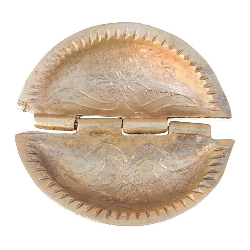 Brass Gujiya Making Machine (ZMAS588 D) view 4