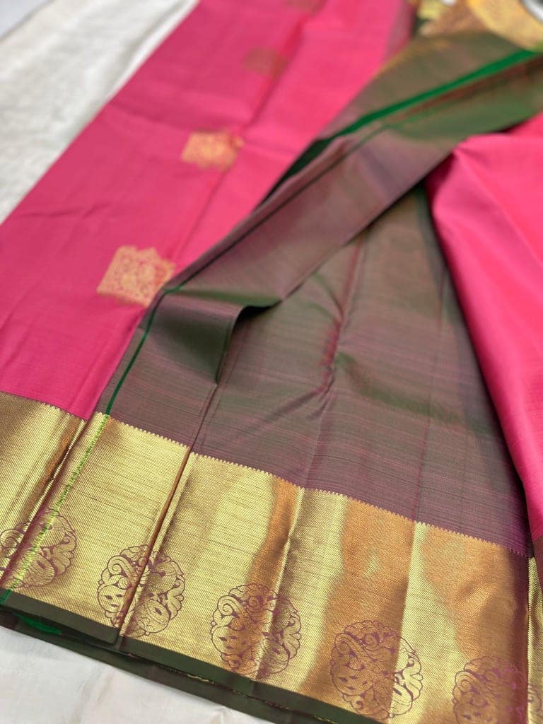 Pink saree with golden 4gm zari buttas unstitched blouse view 5
