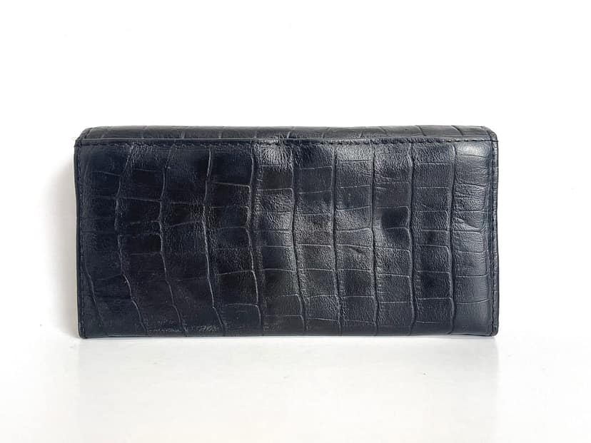 Women's Black Crocodile Embossed Hand Wallet