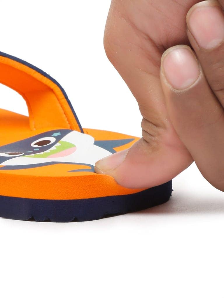 Premium Shark V-Shape Flip-flops With Foxing (Unisex) view 7
