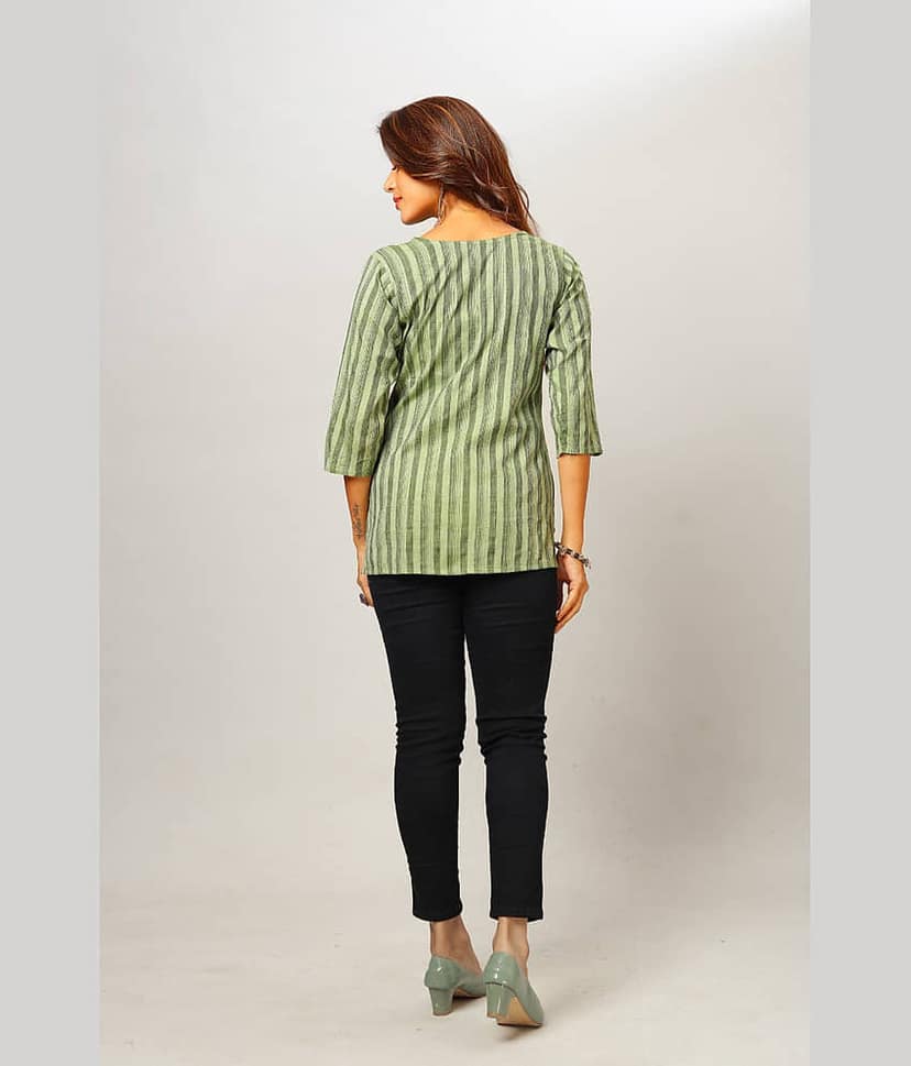 anushansa Women's Cotton Blend Printed Straight Kurti - ( Green ) view 2