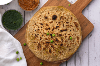 Plain matar pyaaz paratha