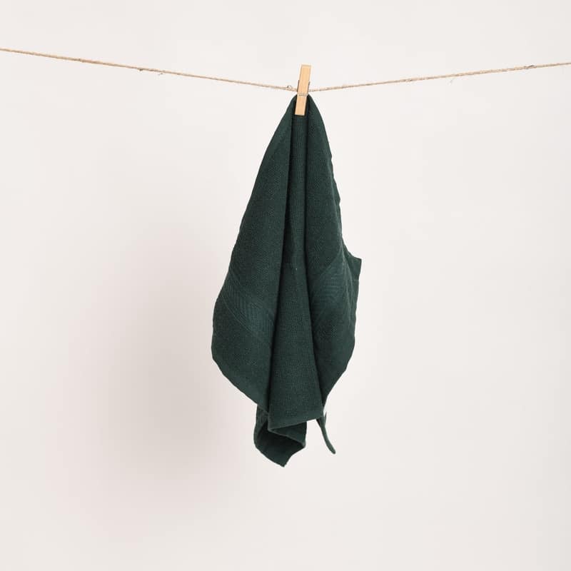 Furnofy Cotton 450 GSM Hand Towel Set Green (Pack Of 3) view 2