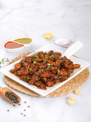 BABY CORN PEPPER FRY