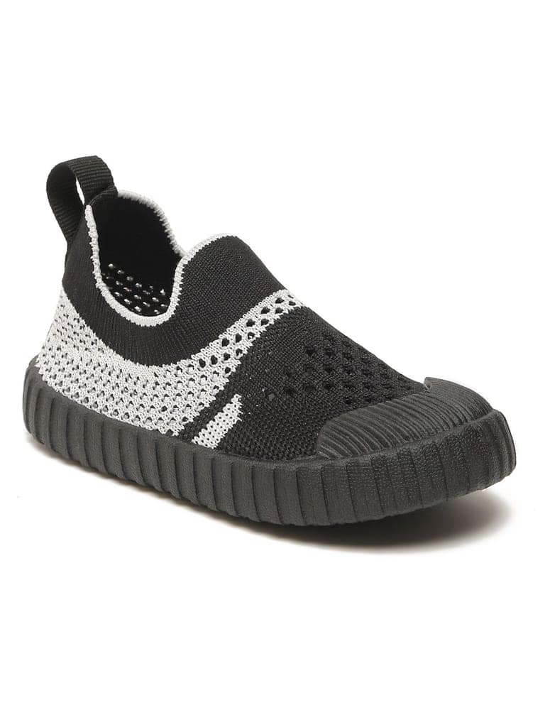 Peppy Toddlers' First Step Shoes - Black (Unisex) view 6