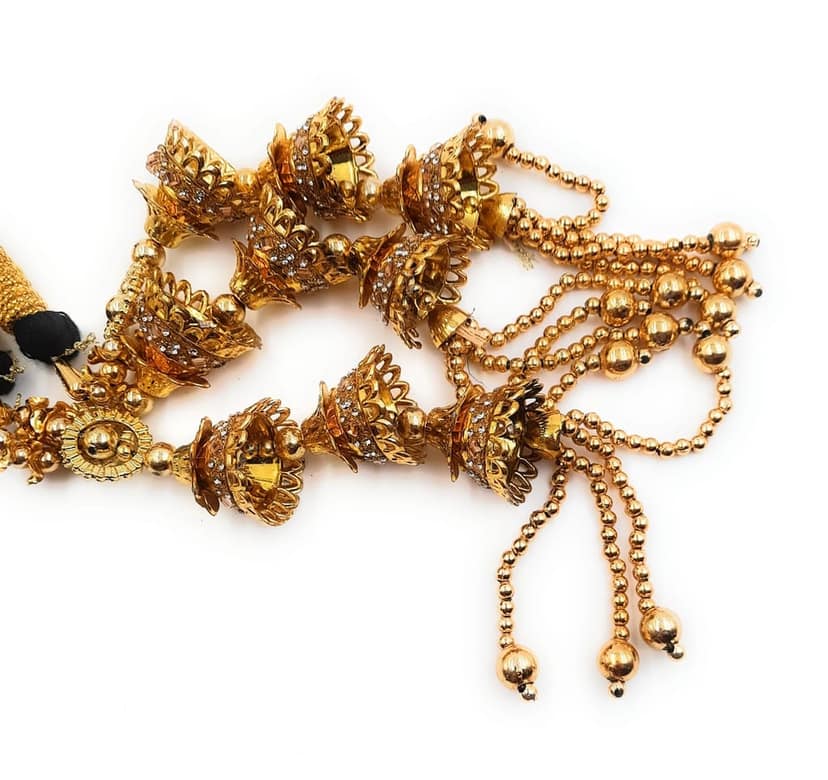Jhumka Style Punjabi Parandi/Patiala Shahi Paranda view 4