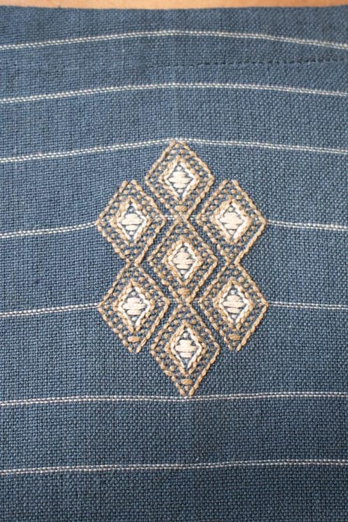 Akriti Blue Handwoven Extra-Weft round neck kurta view 2