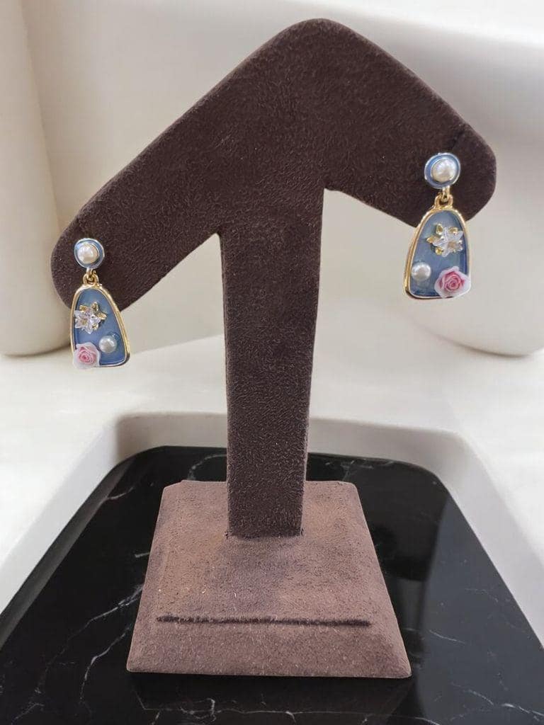 Blooming Drops - Floral Fusion By Amit Chauhan And Sons view 3