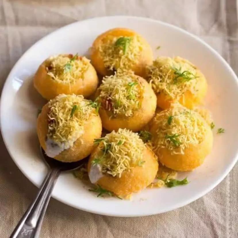Dhai puri