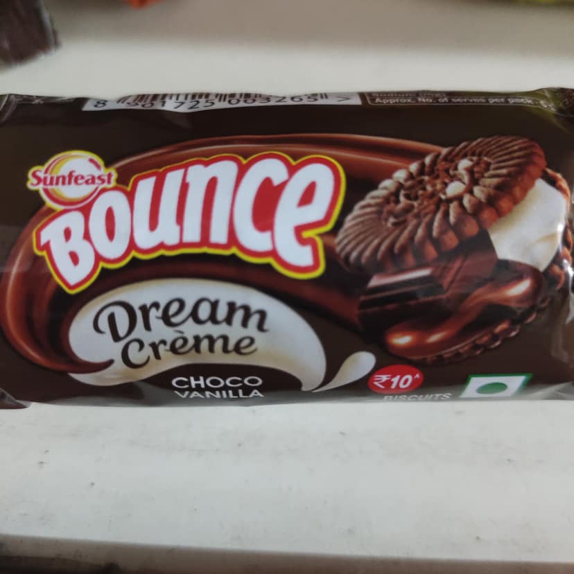 Sunfeast Bounce Dream Cream Biscuits - choco Vanilla