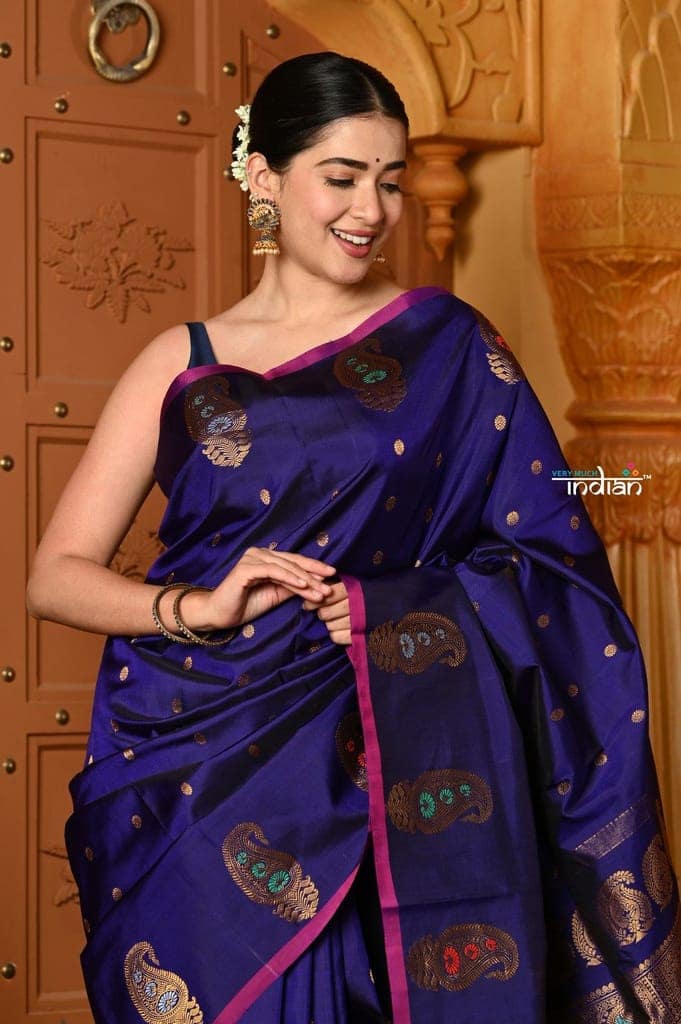 Shubh ~ Gadwal Pure Silk Handloom Saree in Royal Blue view 4