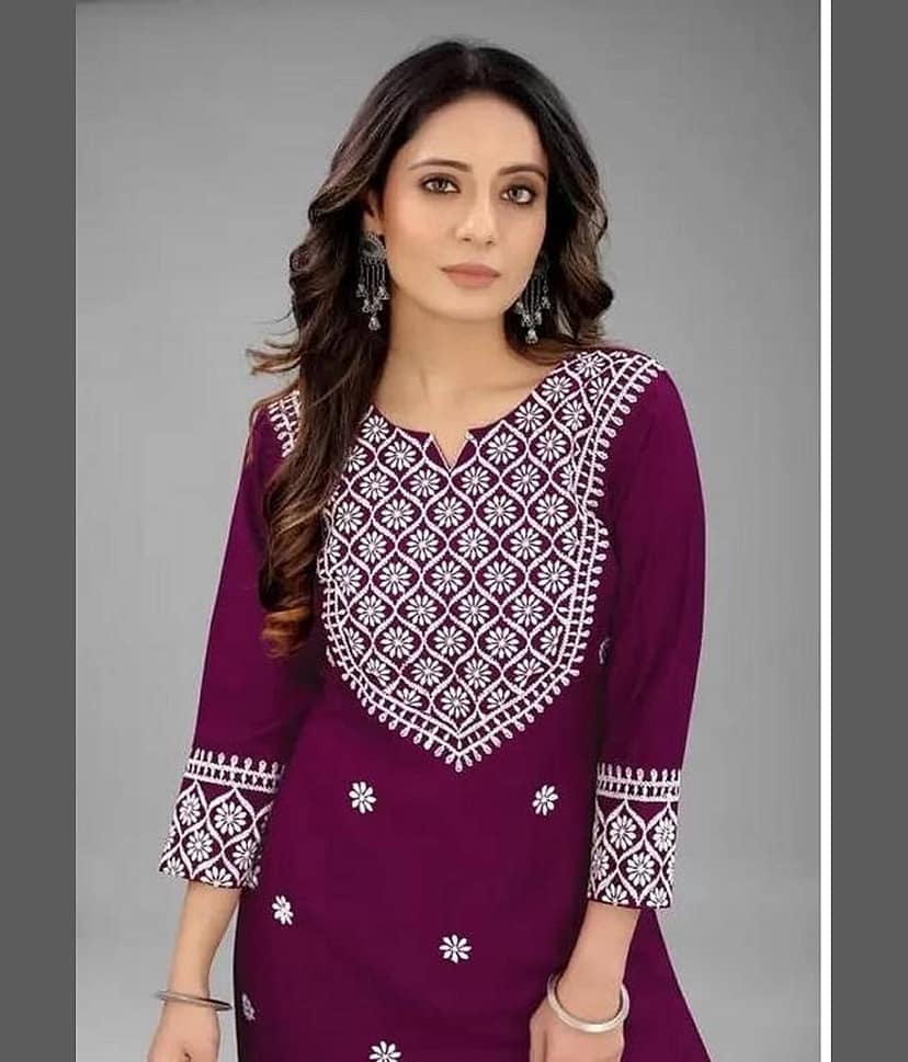 QPEEZ - Purple Rayon Women's Straight Kurti ( Pack of 1 ) view 2