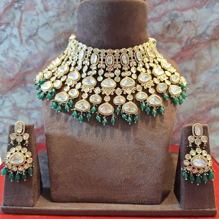 Emerald Luxe - The Royal Bride By Dia Art Jewels view 2