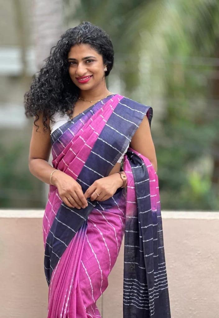 Kota Viscose Silk Saree for Women with Flag Stripe Body and Matching Blouse view 3
