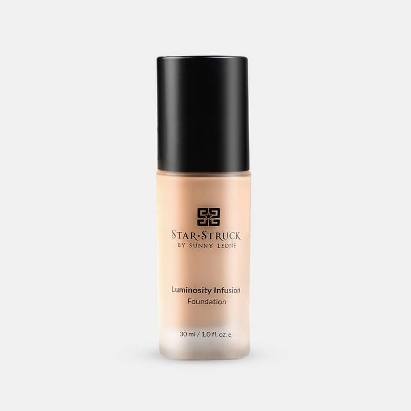 StarStruck by Sunny Leone Luminosity Infusion Foundation for Fair Skin - Classic Ivory, 30ml
