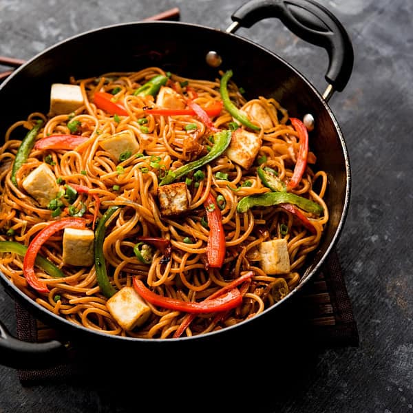 Paneer singapuri noodles