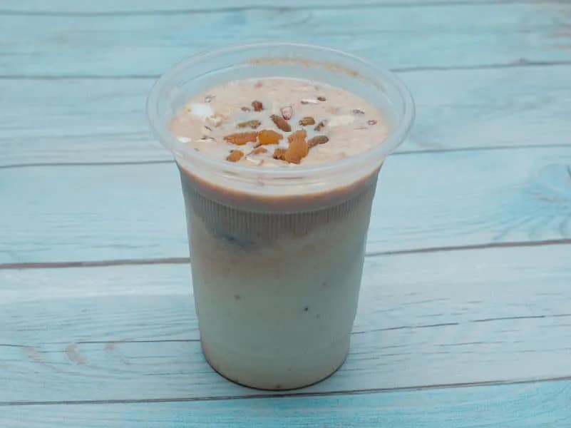 Dry fruit shake