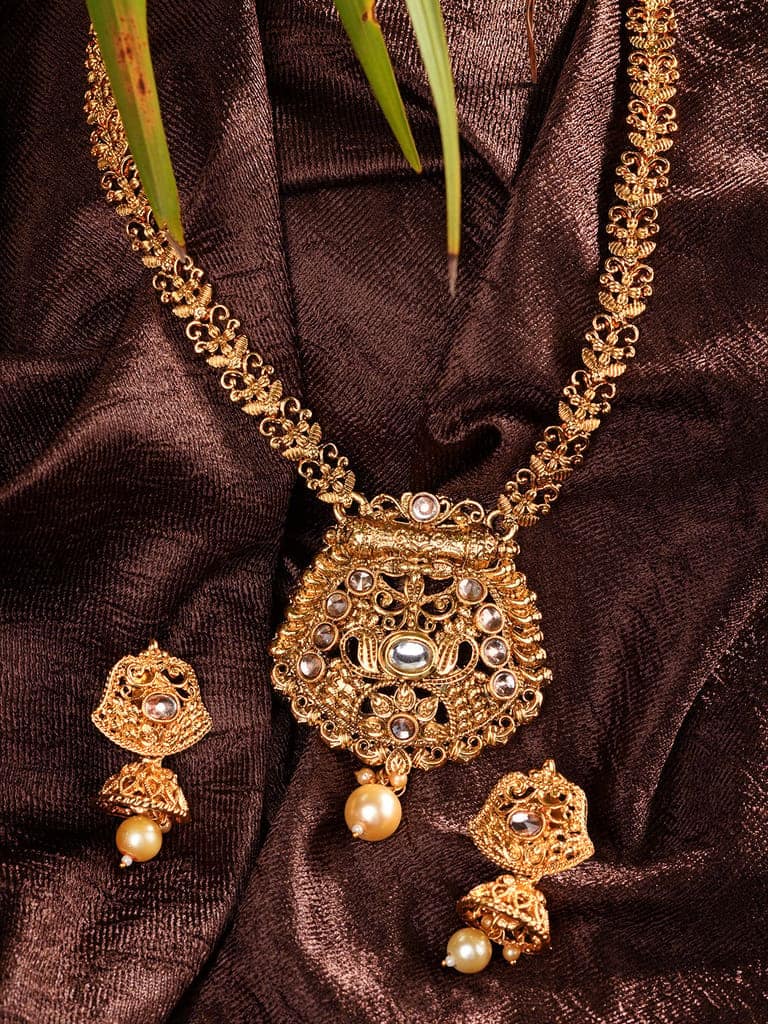 GoldPlated Kundan studded Handcrafted Necklace Jewellery Set view 4
