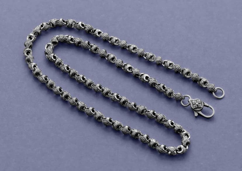 The Modern Monk Chain view 6