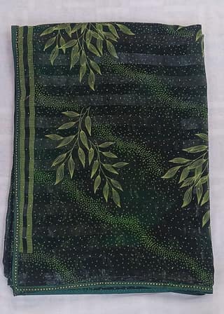 Georgette Saree With Printed Leaves Design And Lace Border