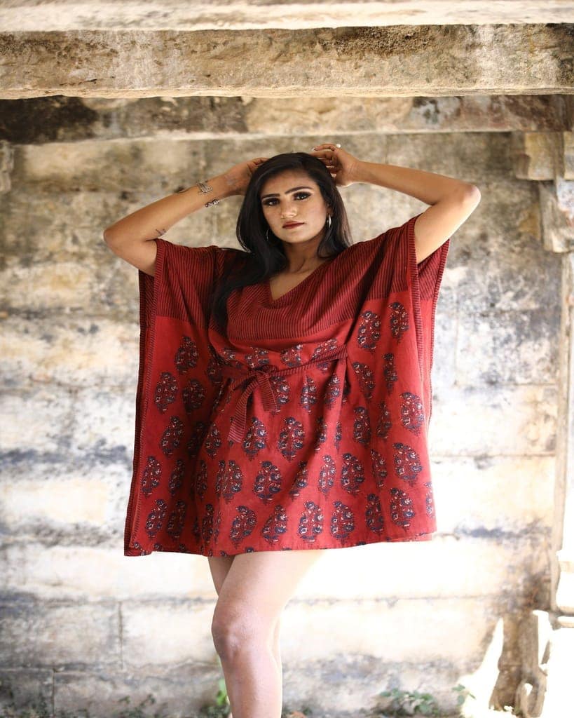 Red Handwoven Cotton Linen Short Handprinted Caftan view 5