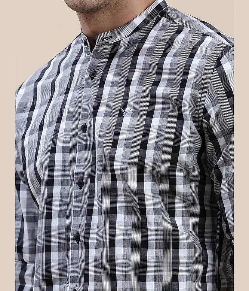 Showoff Cotton Blend Regular Fit Checks Full Sleeves Men's Casual Shirt - Grey ( Pack of 1 ) view 6