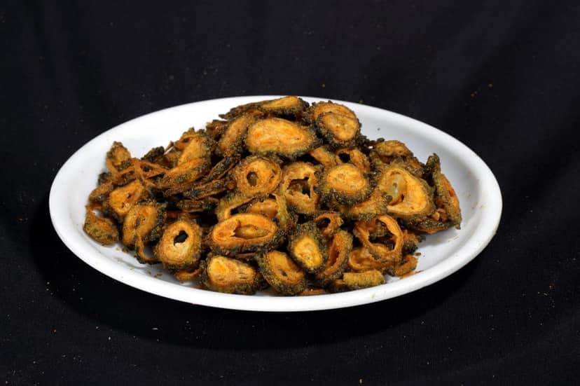 Healthy Bites Vacuum Fried Bitter gourd Chips (135gm ) view 5
