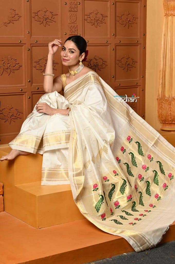 Shubh ~ Authentic Pure Silk Handloom Nauvari Paithani Sareewith Peacock Lotus Pallu in White