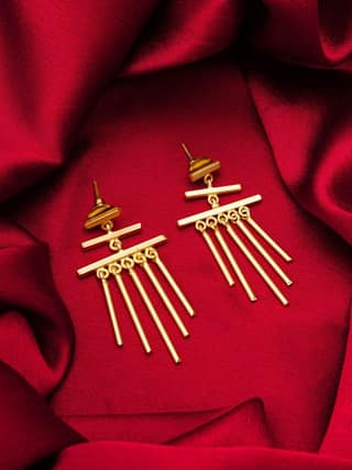Morison Golden Heart Earrings Love in Every Detail