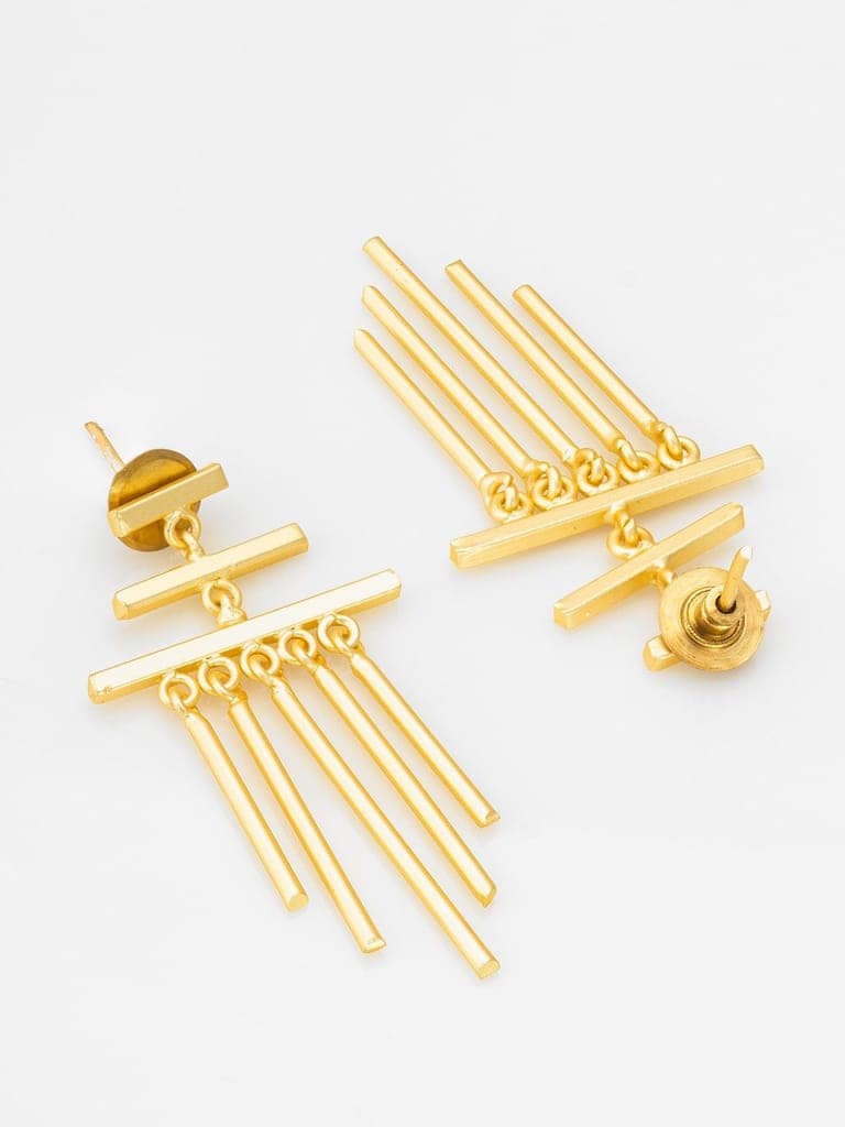 Morison Golden Heart Earrings Love in Every Detail view 2