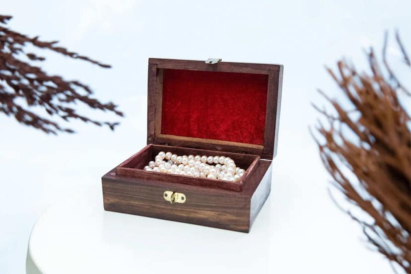Vintage Wooden Jewellery Storage Box view 2